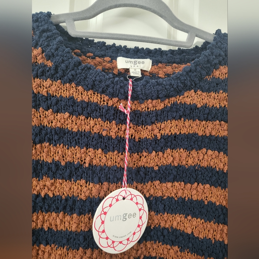 umgee Long Sleeved Sweater with Brown and Blue Stripes SIZE M (NWT) - Picture 4 of 6